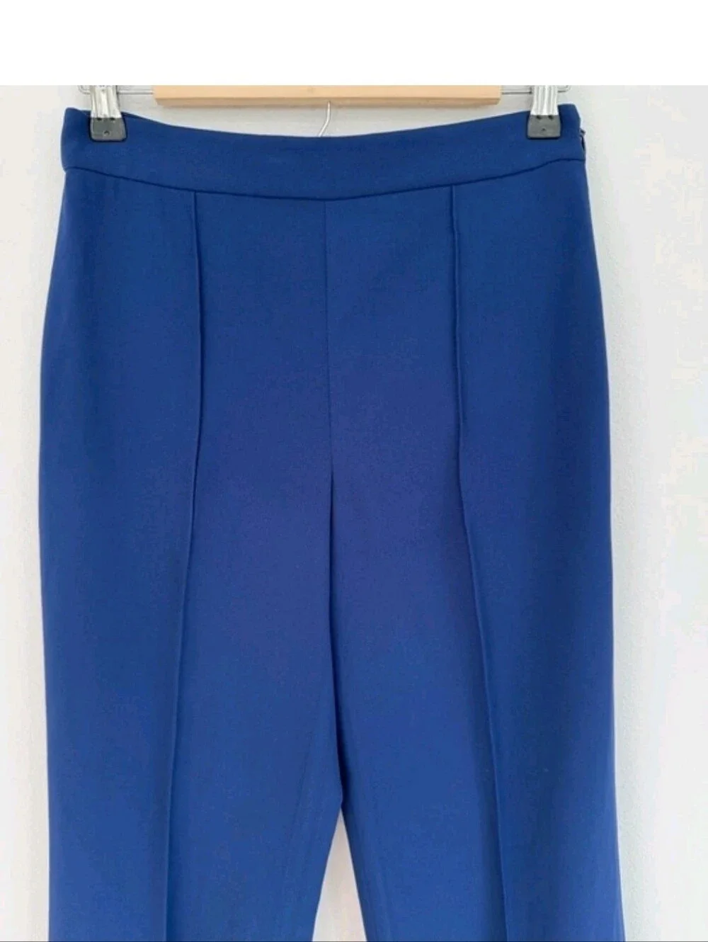 Alice + Olivia Jalissa Wide-Leg Ponte Pants in Royal Blue
